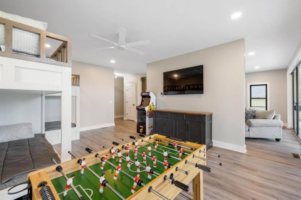 New Home, Dock, Kayaks, Game Room, Water Views Winchester Ngoại thất bức ảnh