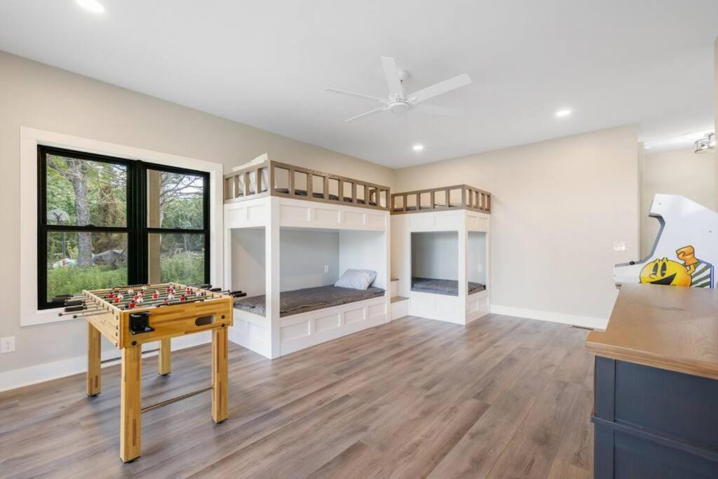 New Home, Dock, Kayaks, Game Room, Water Views Winchester Ngoại thất bức ảnh