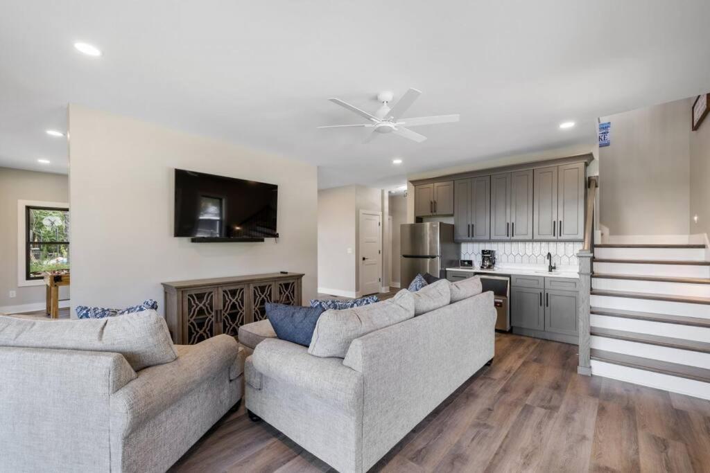 New Home, Dock, Kayaks, Game Room, Water Views Winchester Ngoại thất bức ảnh